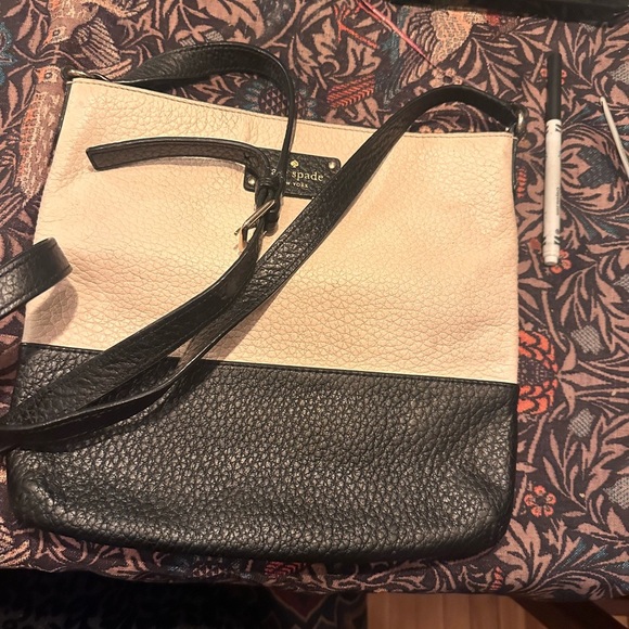 Kate Spade Handbags - Kate Spade NY Leather Messenger Crossbody Bag – Pink & Black Colorblock, Silver